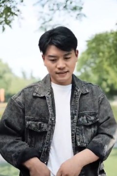 威震天下